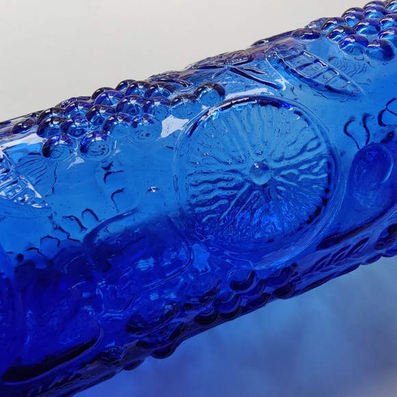 Vintage (80s or 90s) tall Cobalt Blue 💙 Glass Canister with hinged lid - Picture 9 of 14